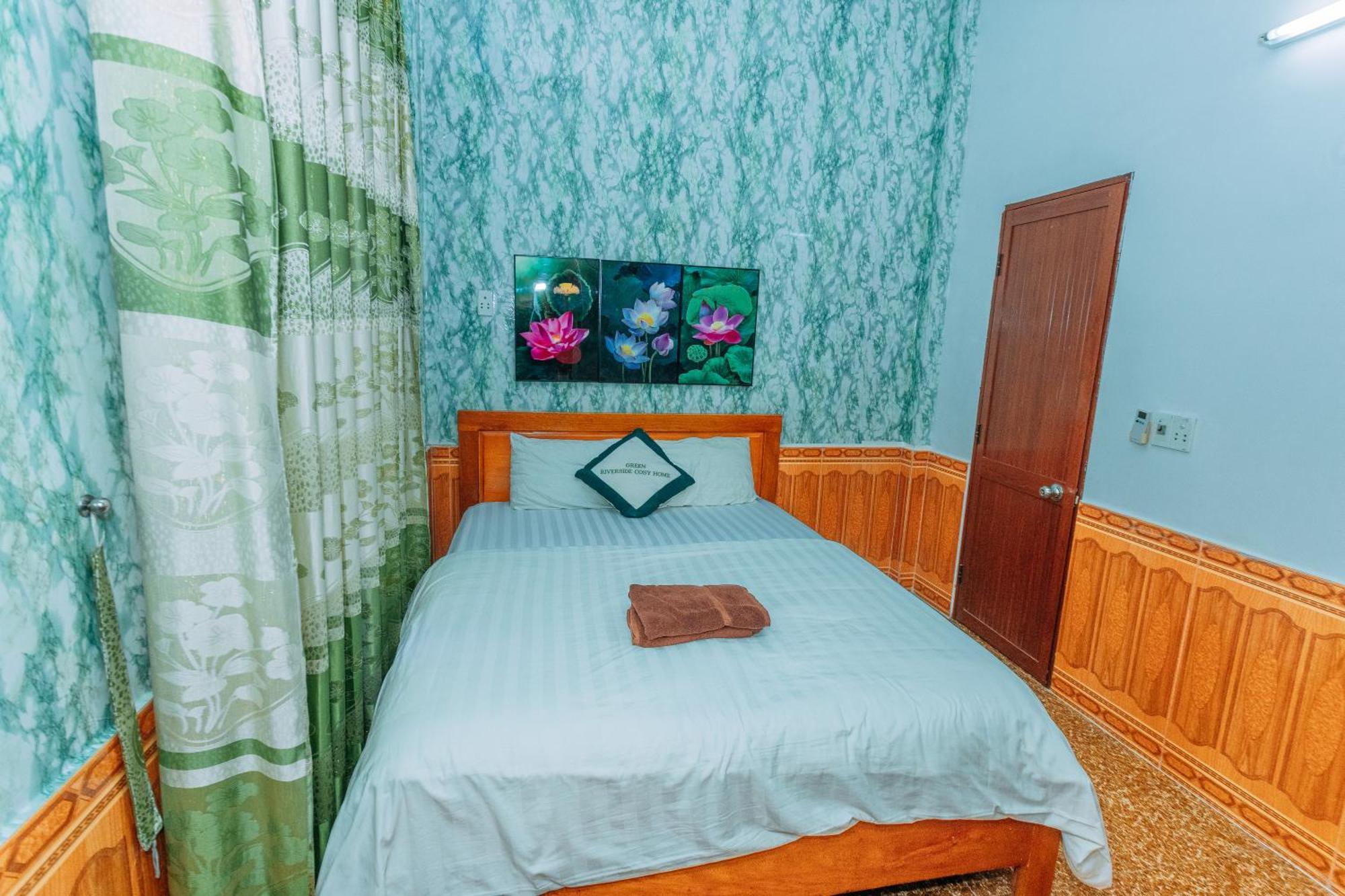 Green Riverside Cosy Home Фонг Нха Екстериор снимка