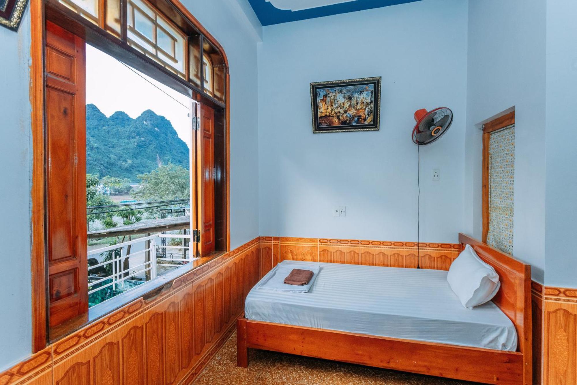 Green Riverside Cosy Home Фонг Нха Екстериор снимка