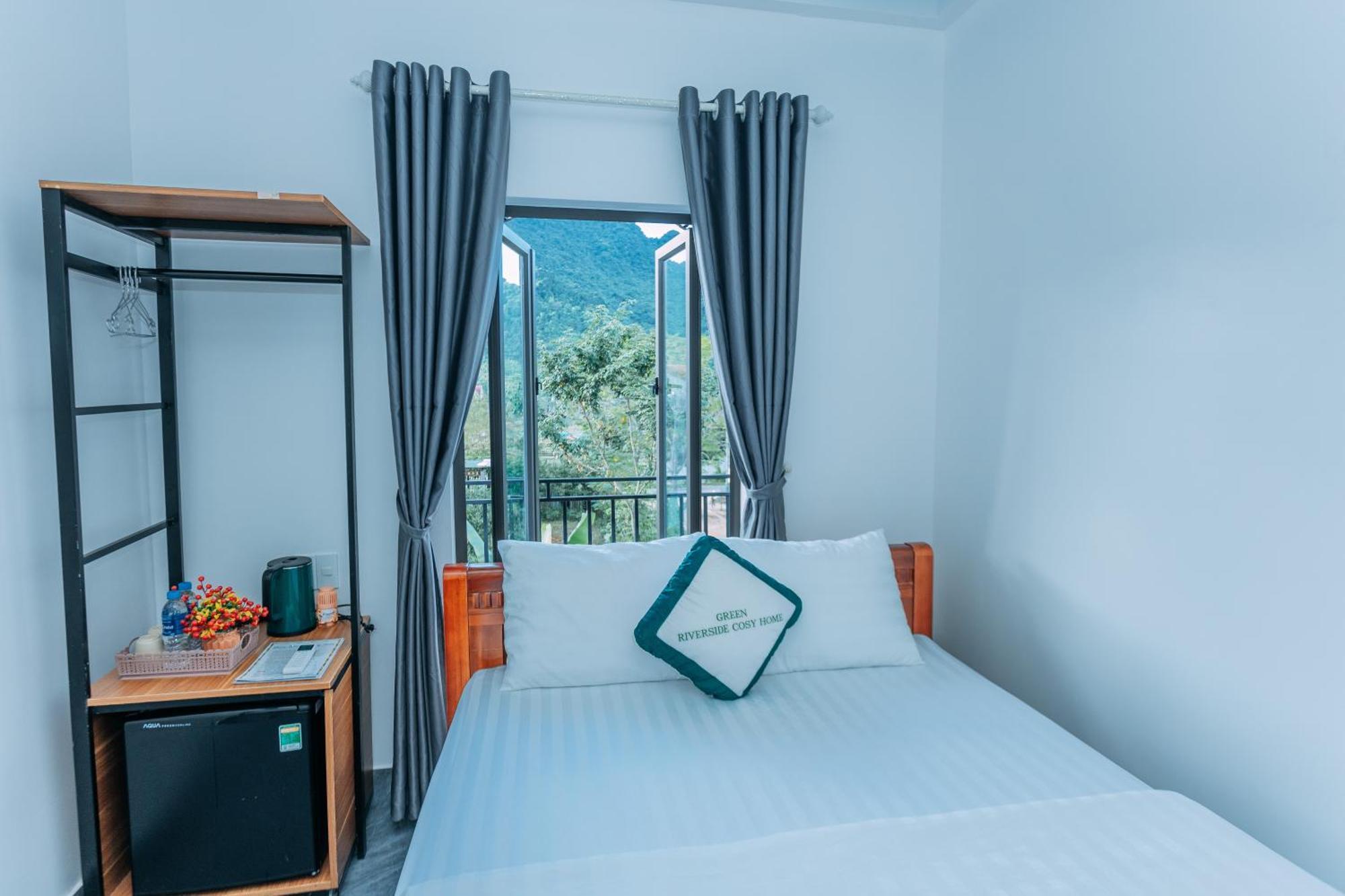 Green Riverside Cosy Home Фонг Нха Екстериор снимка